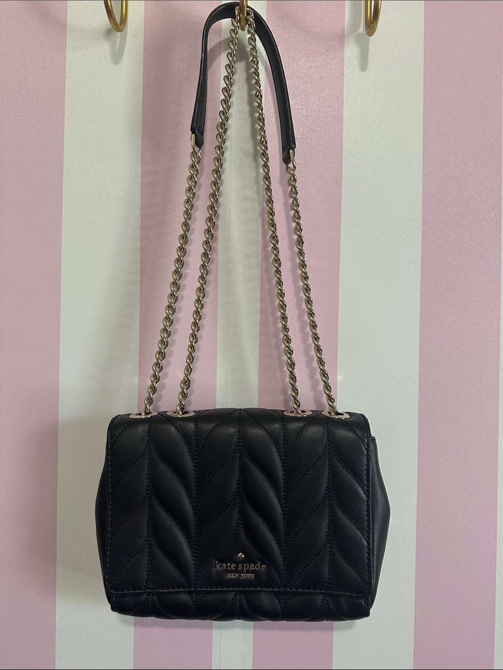 kate spade black quilted shoulder bag with gold chain